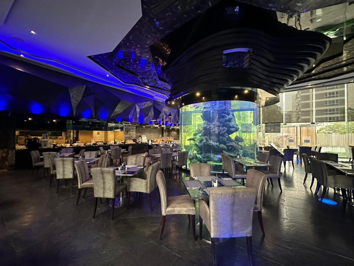 Azure Hotel Pattaya Exterior foto